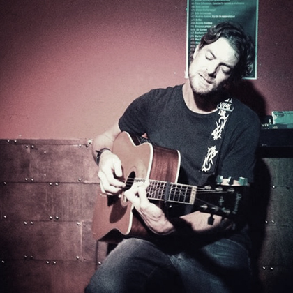 Entra para ver un video de sus actuación. http://revitalrecords.es/wp-content/uploads/2016/01/RLS-Erik.jpg